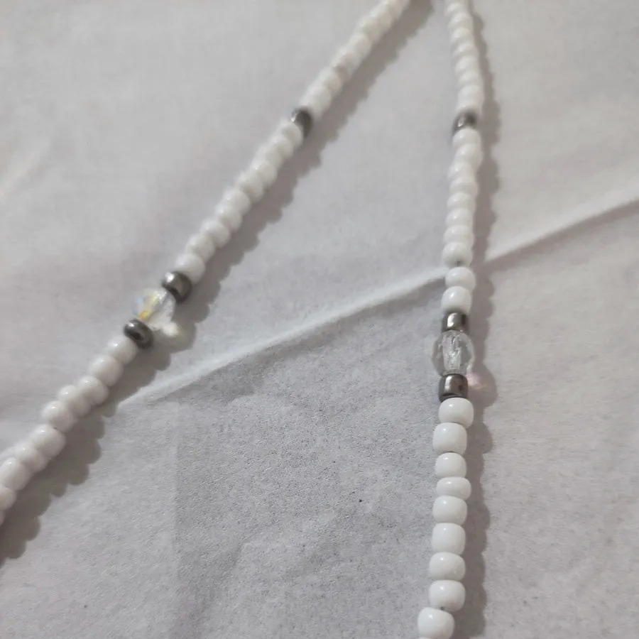 گردنبند منجوق و مهره شیشه