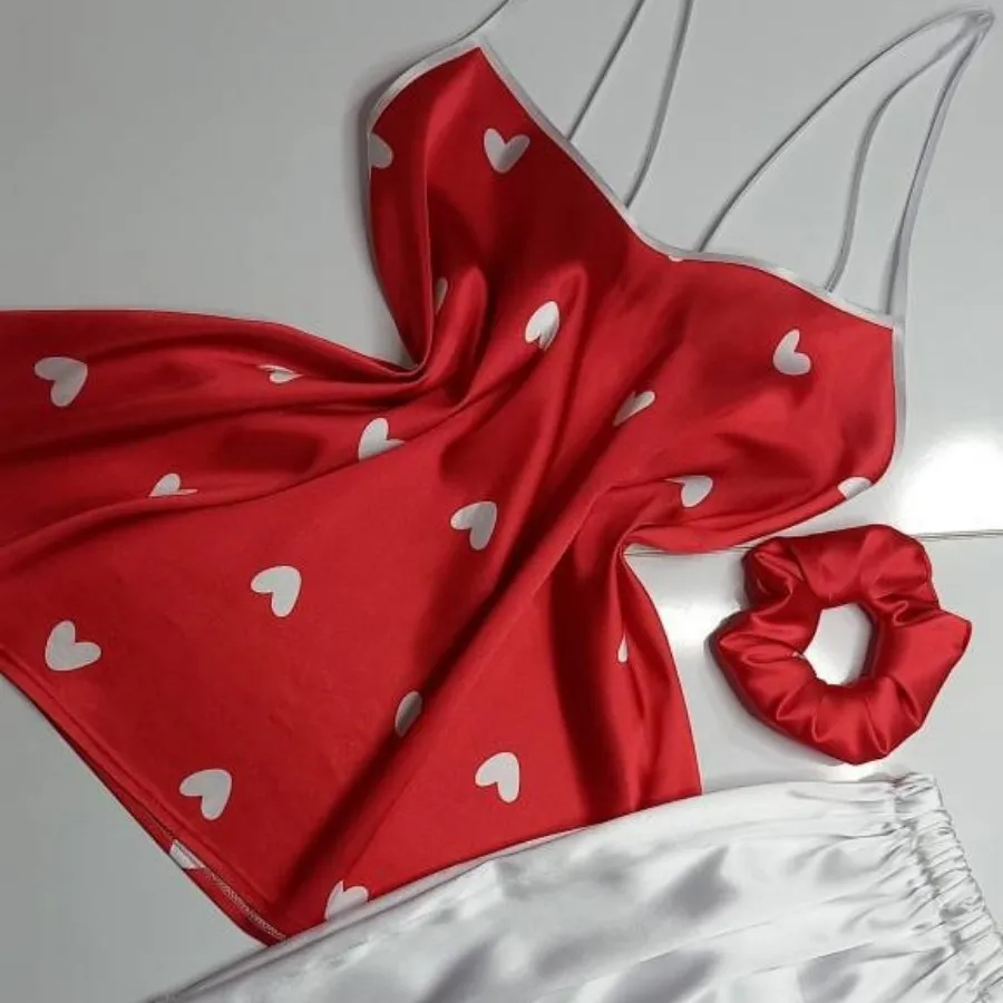تاپ و شورتک اسکرانچی ست