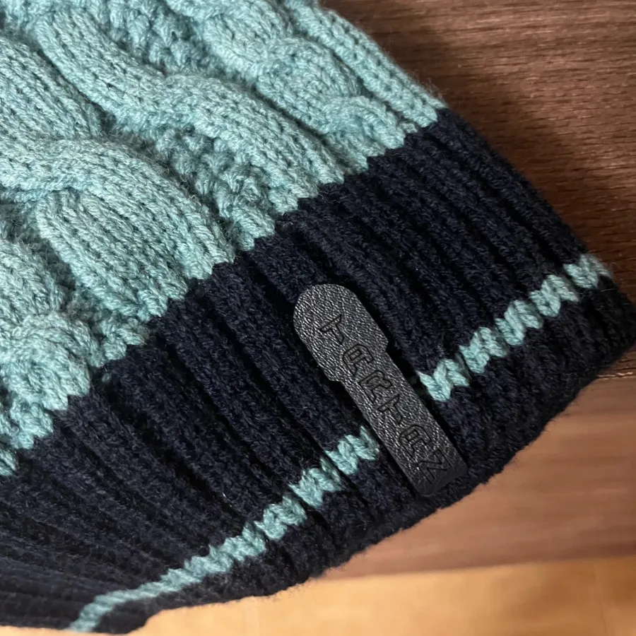 کلاه و شال گردن