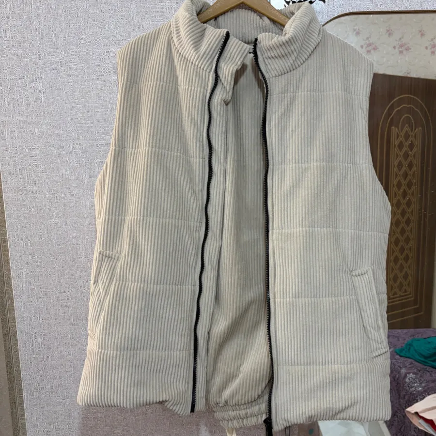 وست و شلوار مخمل کرمی