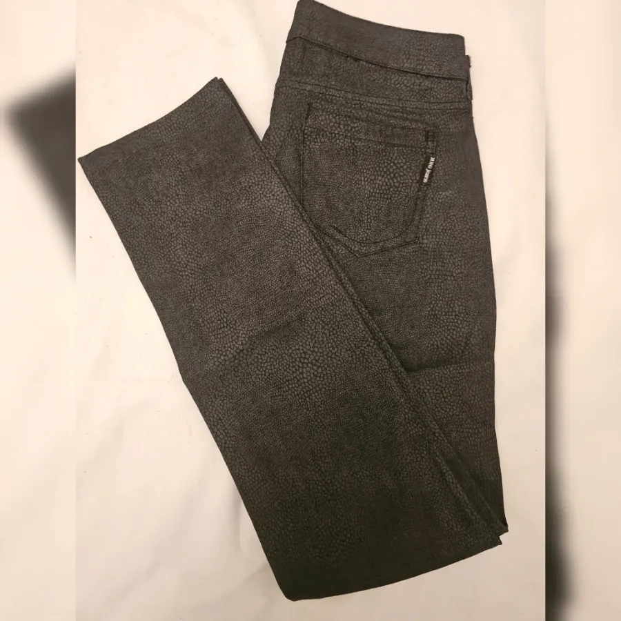 شلوار جین طرحدار منگو