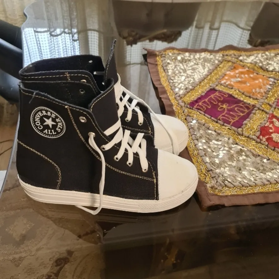 کفش آل استار ساقدار