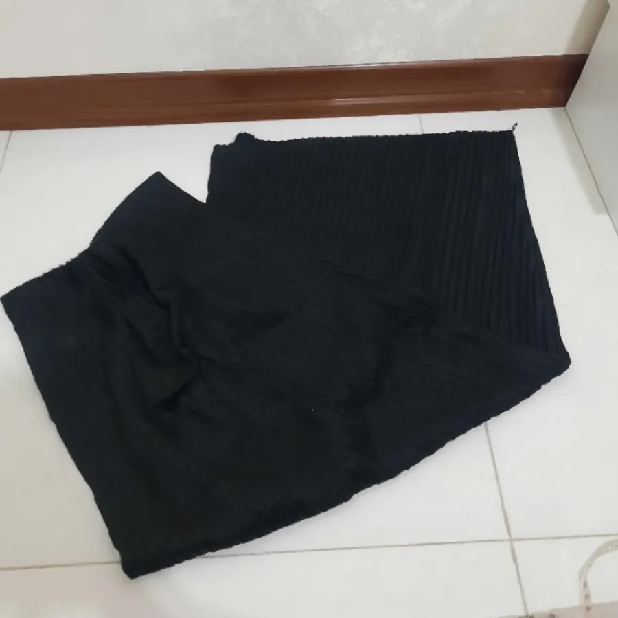 شال مخمل مشکی