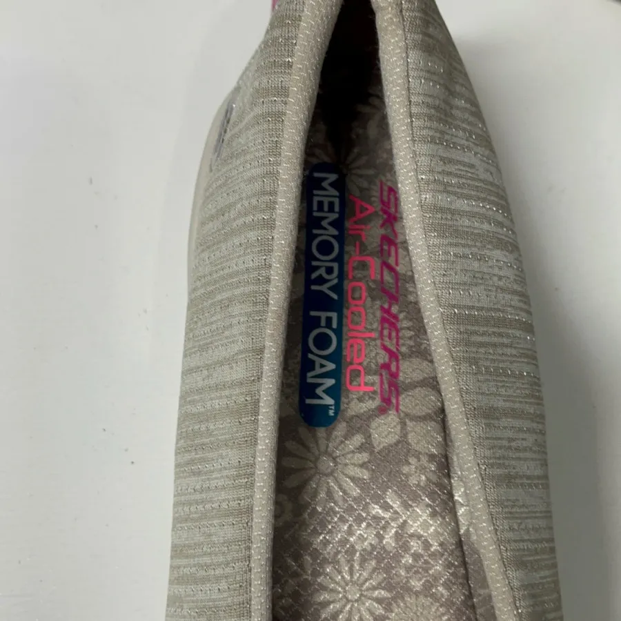 کتونی اسکیچرز اصل سایز42