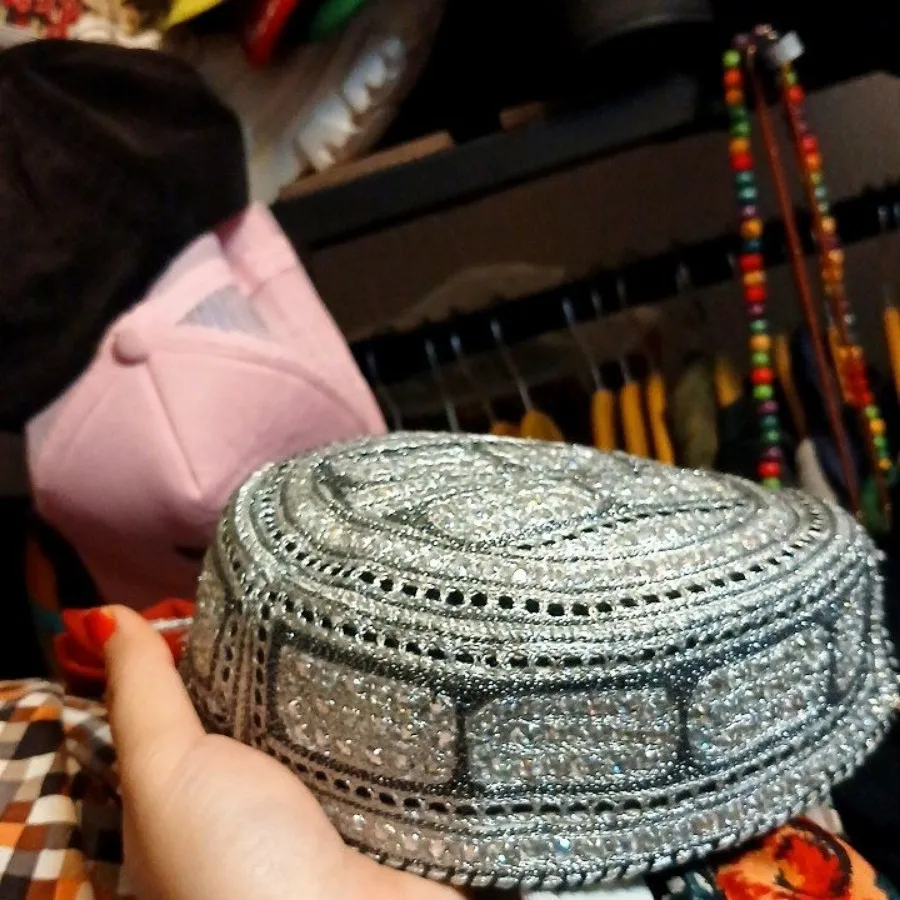 کلاه صنایع دستی اشرافی