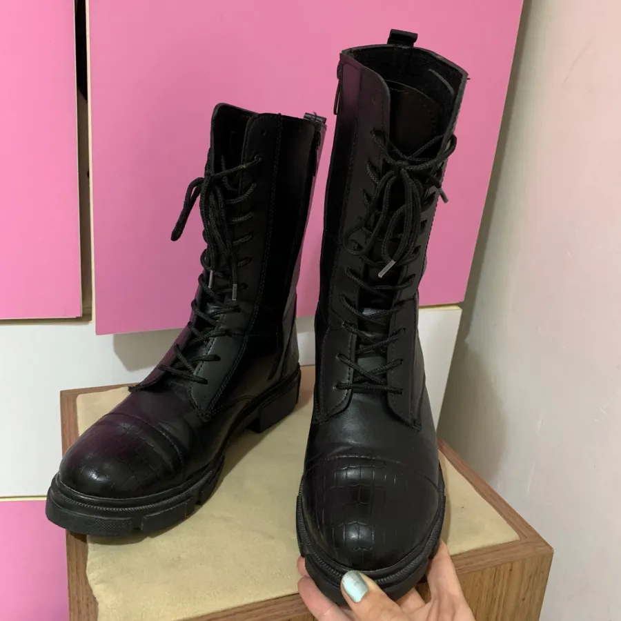 بوت دخترانه بندی
