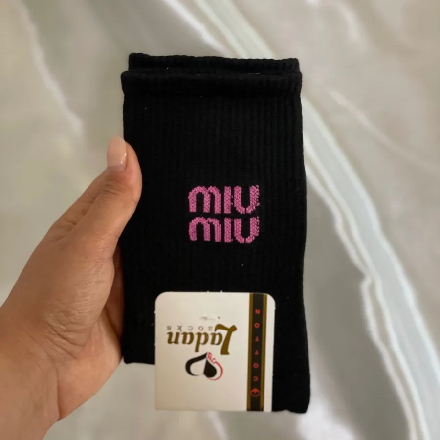 جوراب miumiu