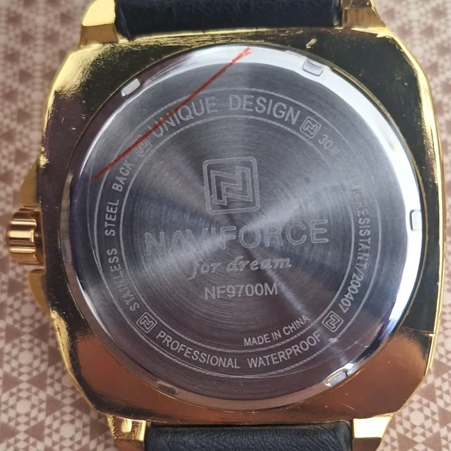 ساعت مچی مردانه نیوی 9700