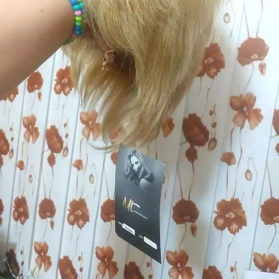 پوستیژ مو