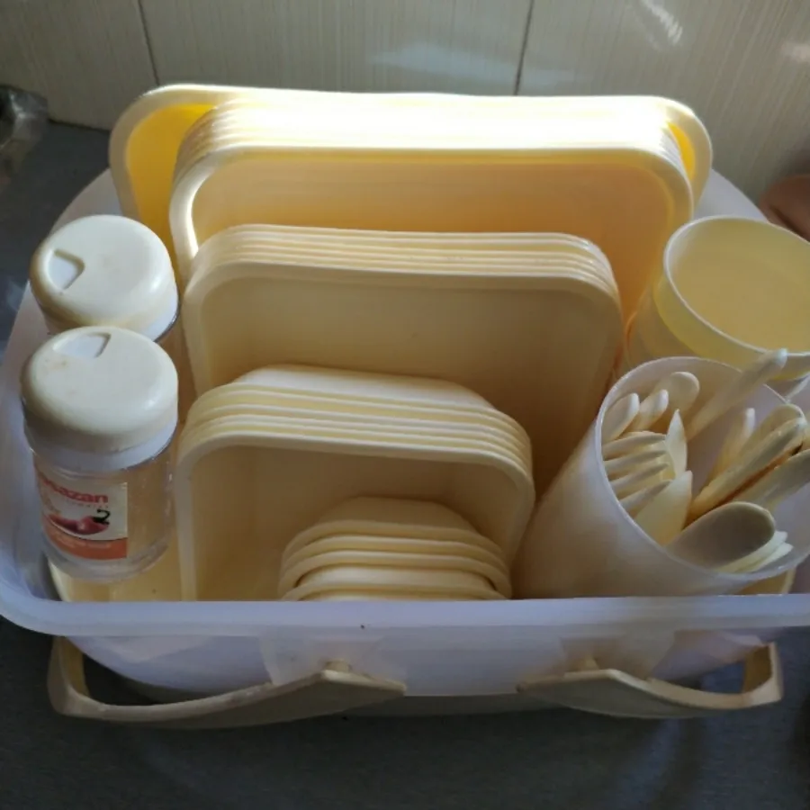 ظروف مسافرتی