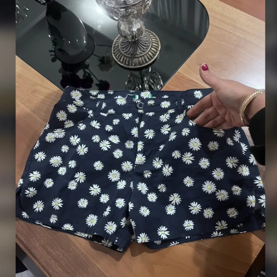 شلوارک بابونه