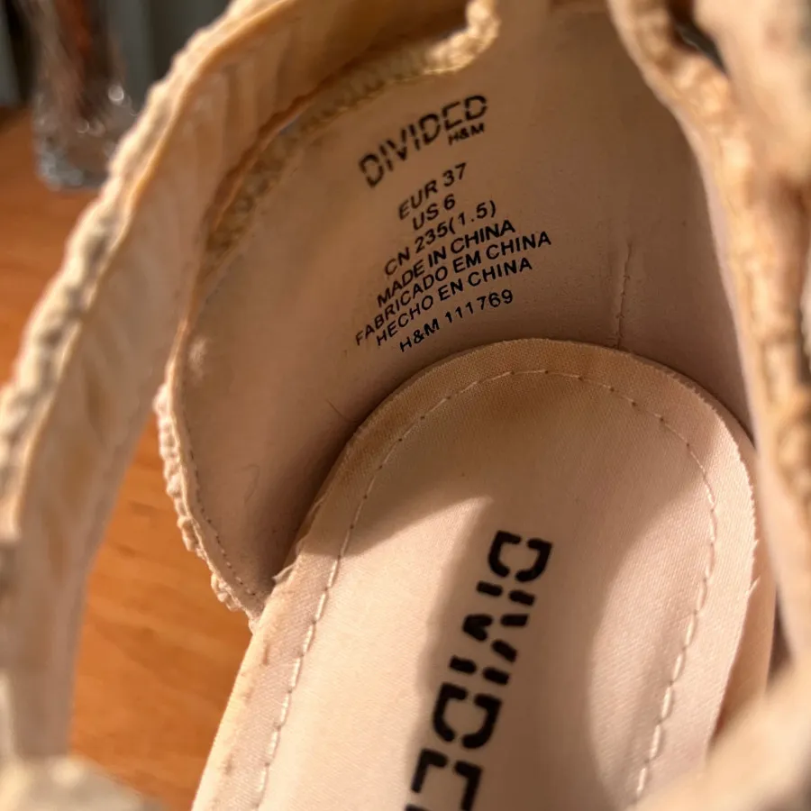 کفش مجلسی اچ اند ام