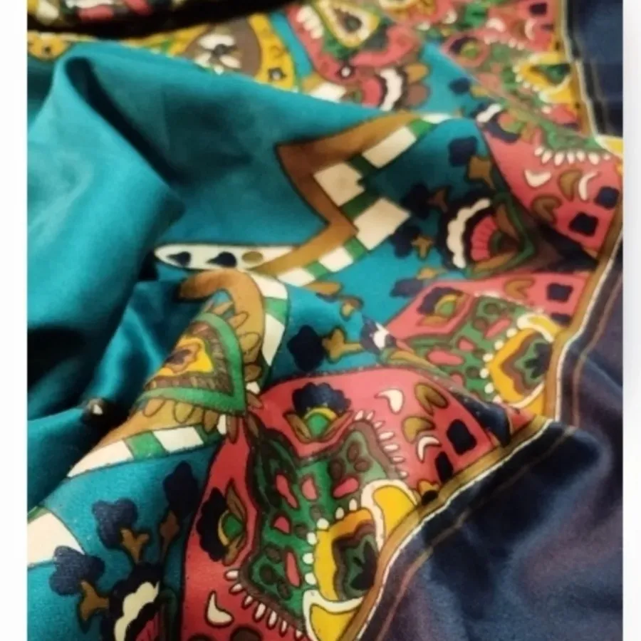 روسری ساتن
