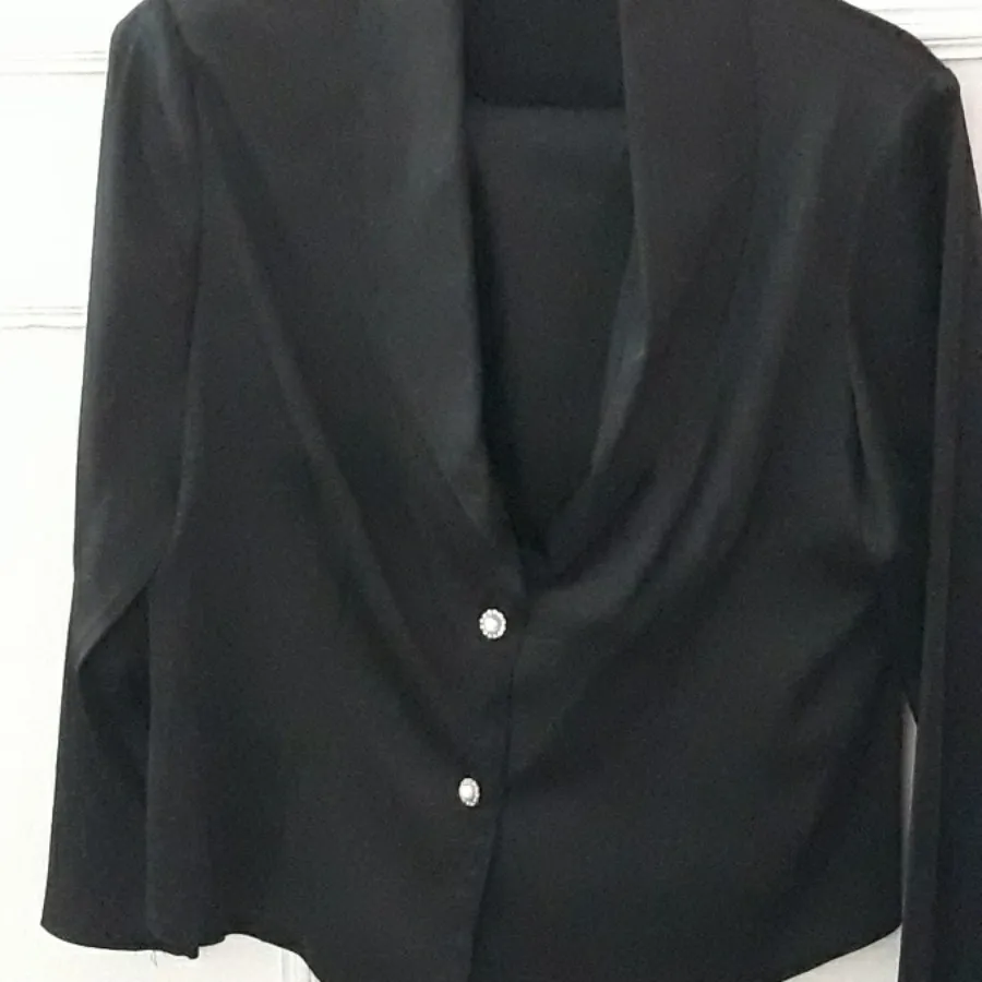 کت ودامن مشکی