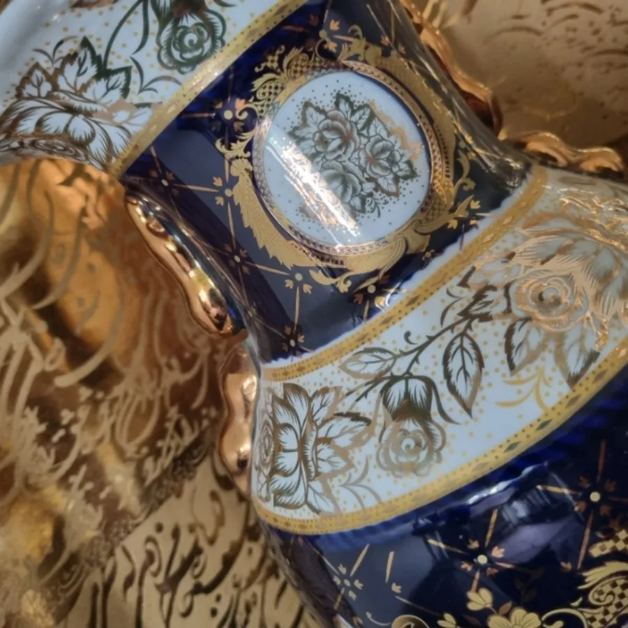 گلدان چینی سرمه ای