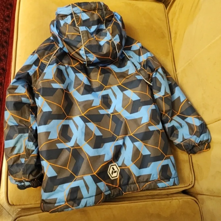 کاپشن برند kiki.koko