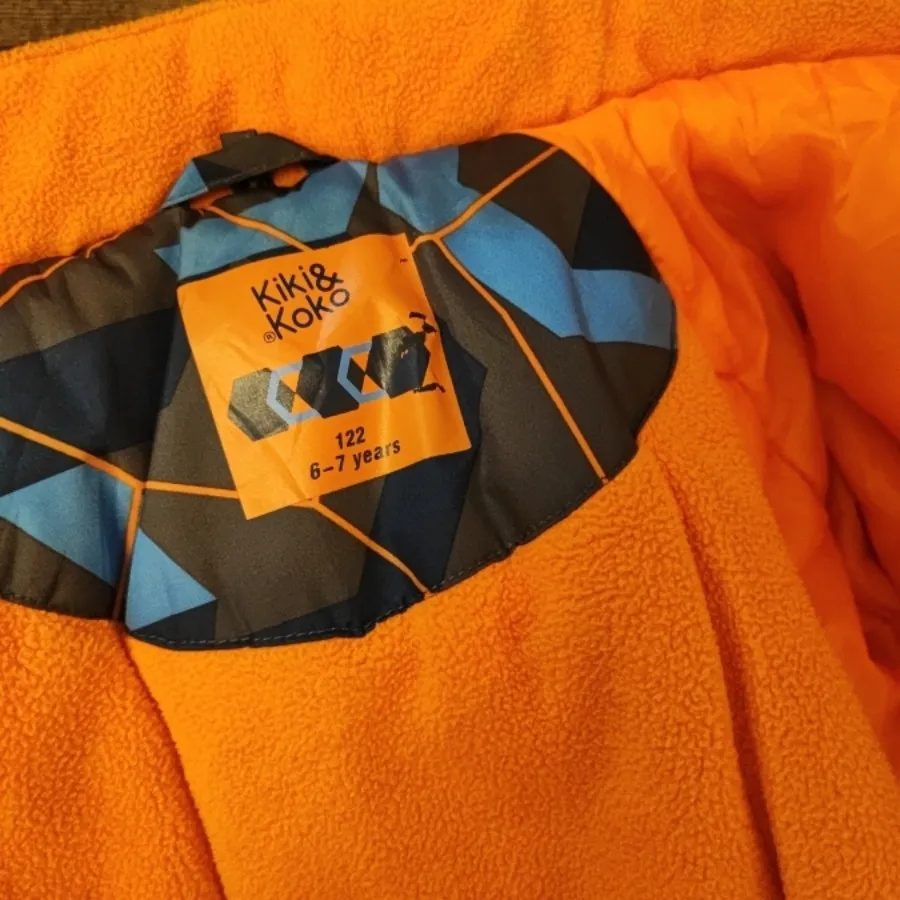 کاپشن برند kiki.koko