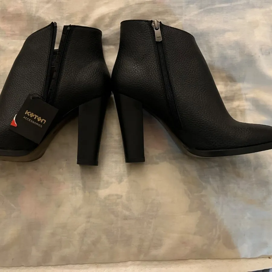 نیم بوت کوتون