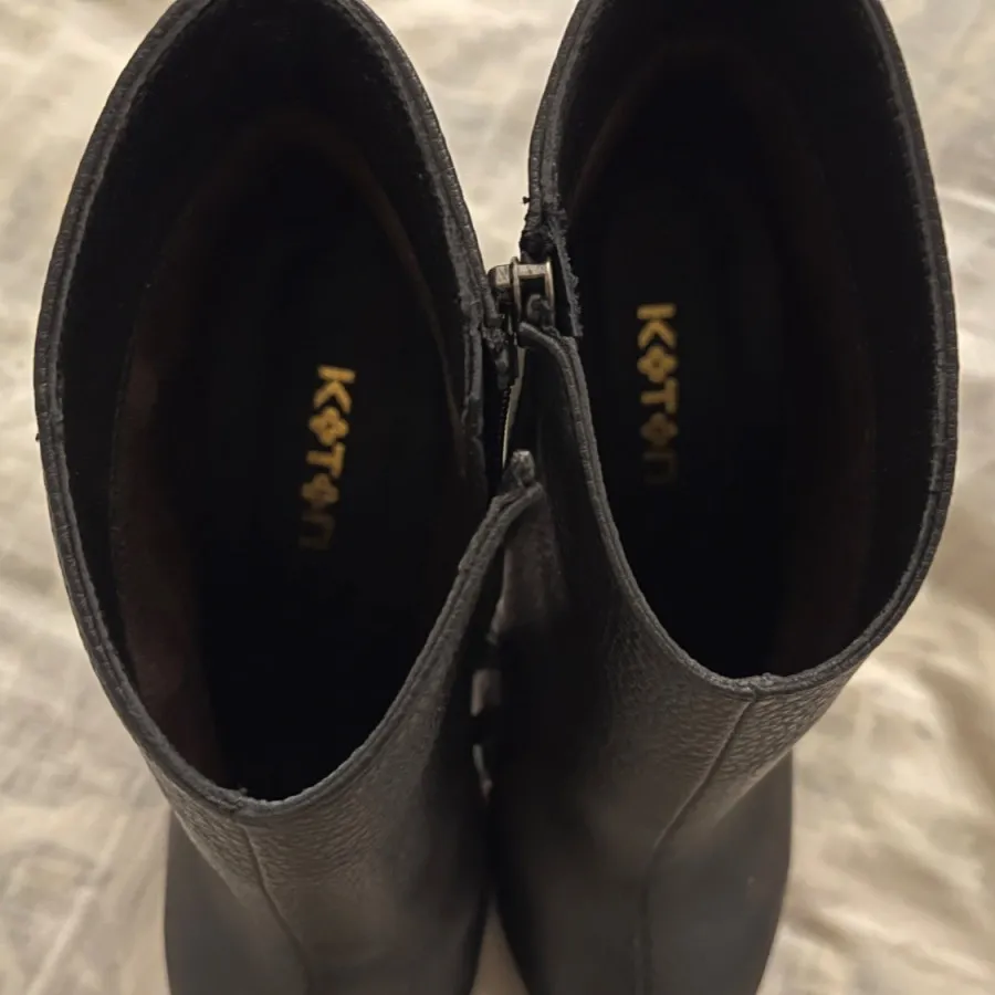 نیم بوت کوتون