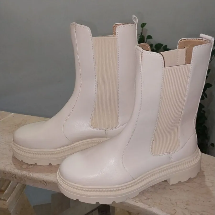 نیم بوت چلسی سایز 39 نونو