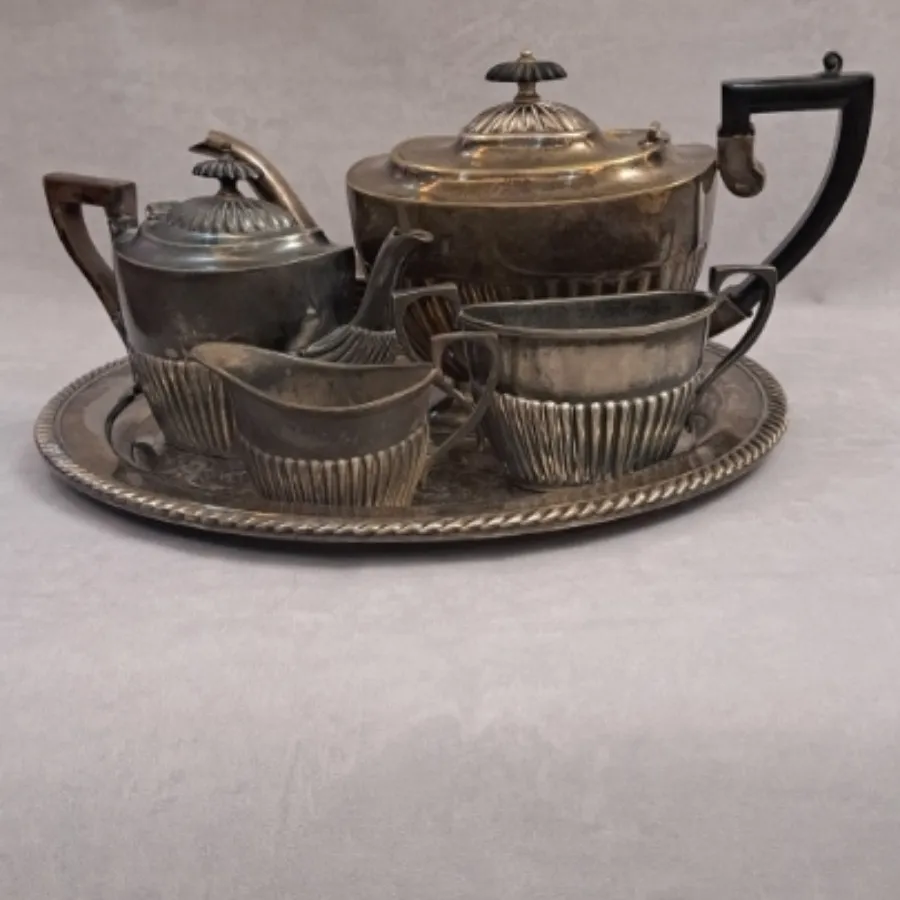 تی ست انگلیسی مارکدار