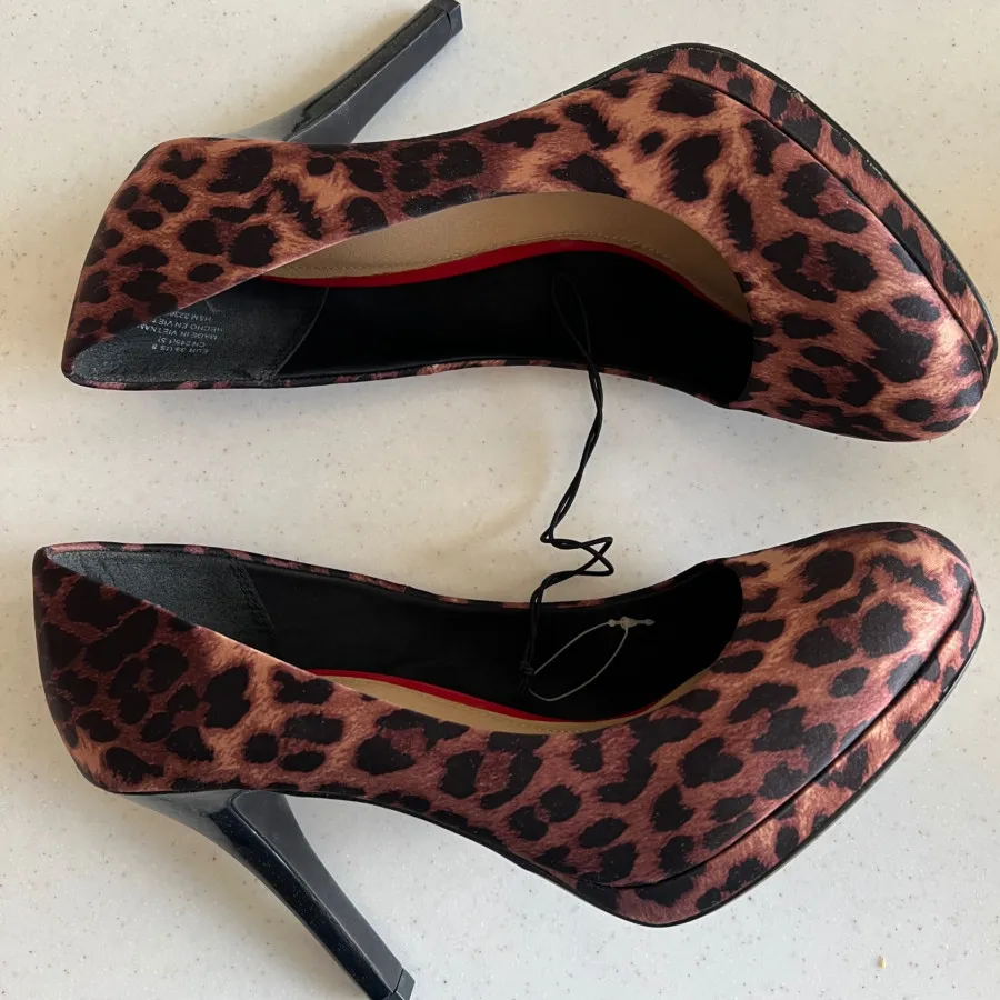 کفش لیوپارد ایتالیایی H&M