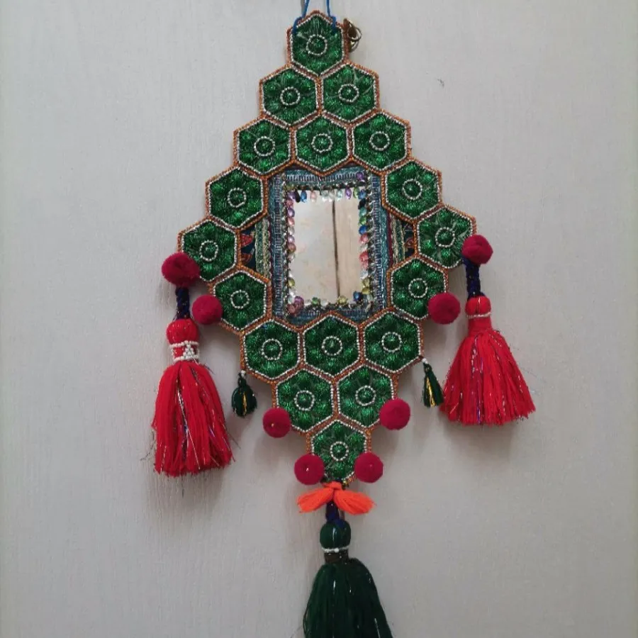 آینه دکوراتیو