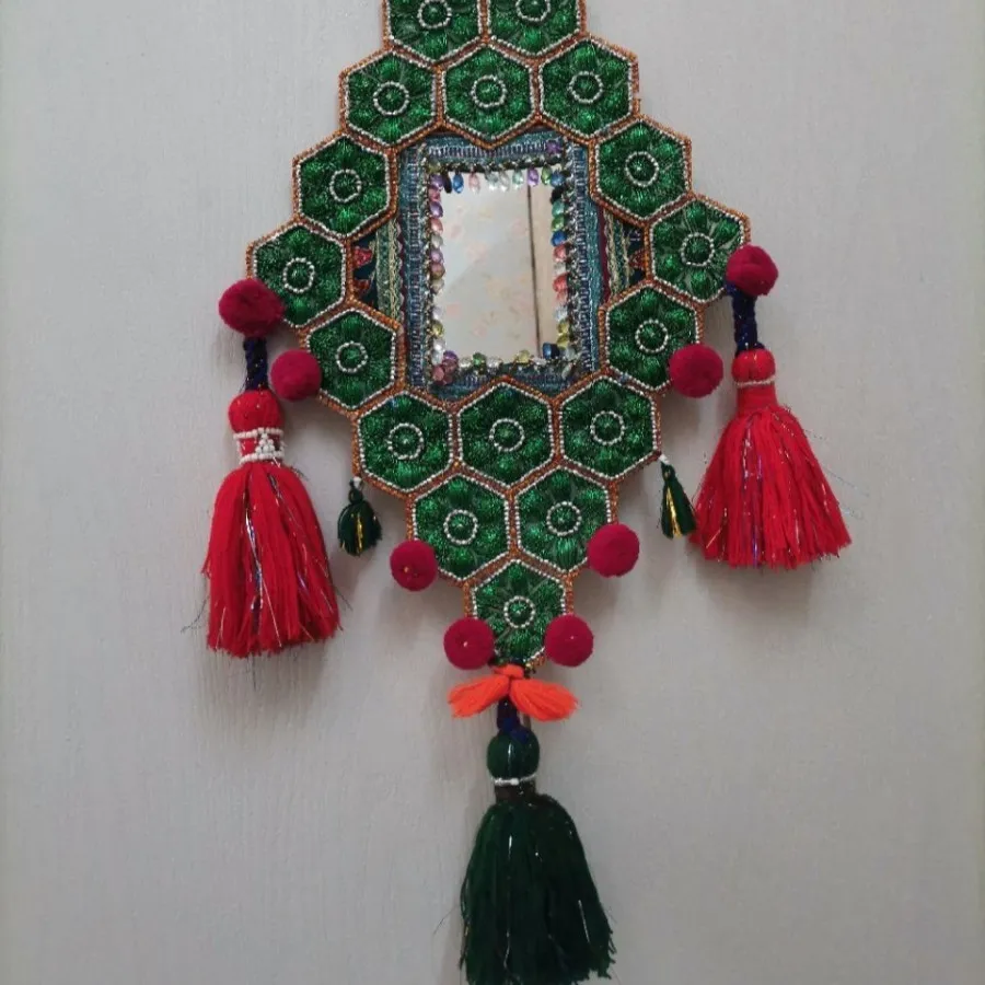 آینه دکوراتیو