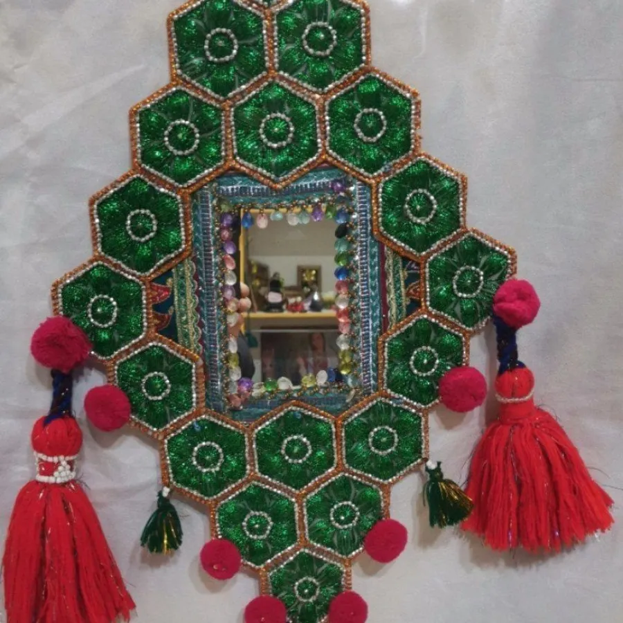 آینه دکوراتیو