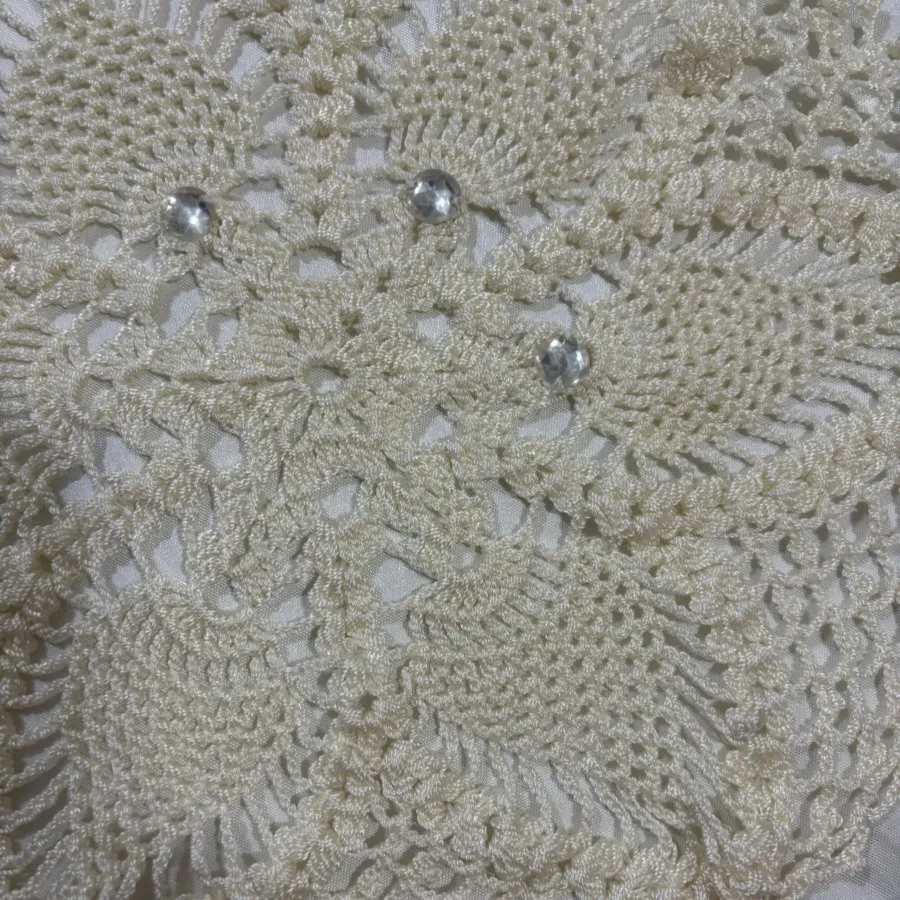 رومیزی مکرومه
