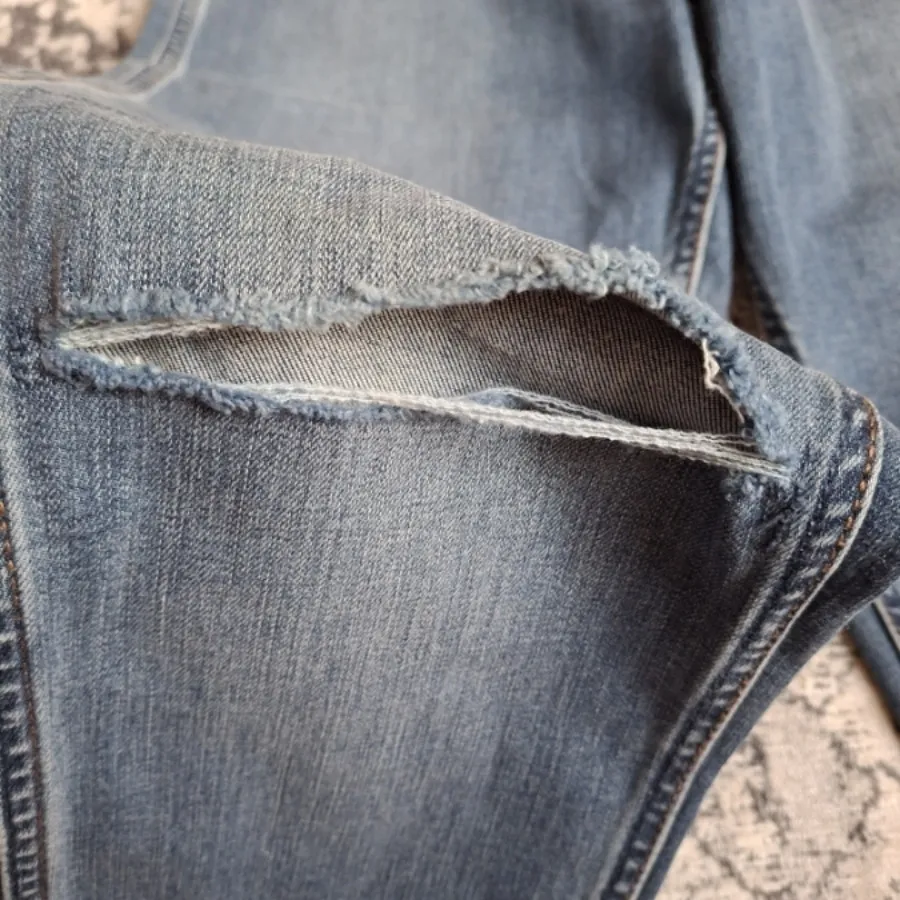 شلوار جین فاق بلند H&M