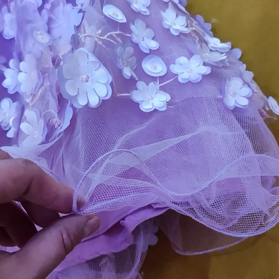 لباس عروسکی