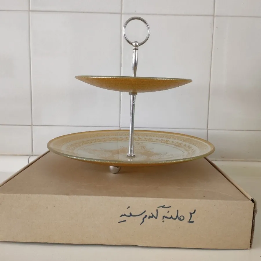 شیرینی خوری