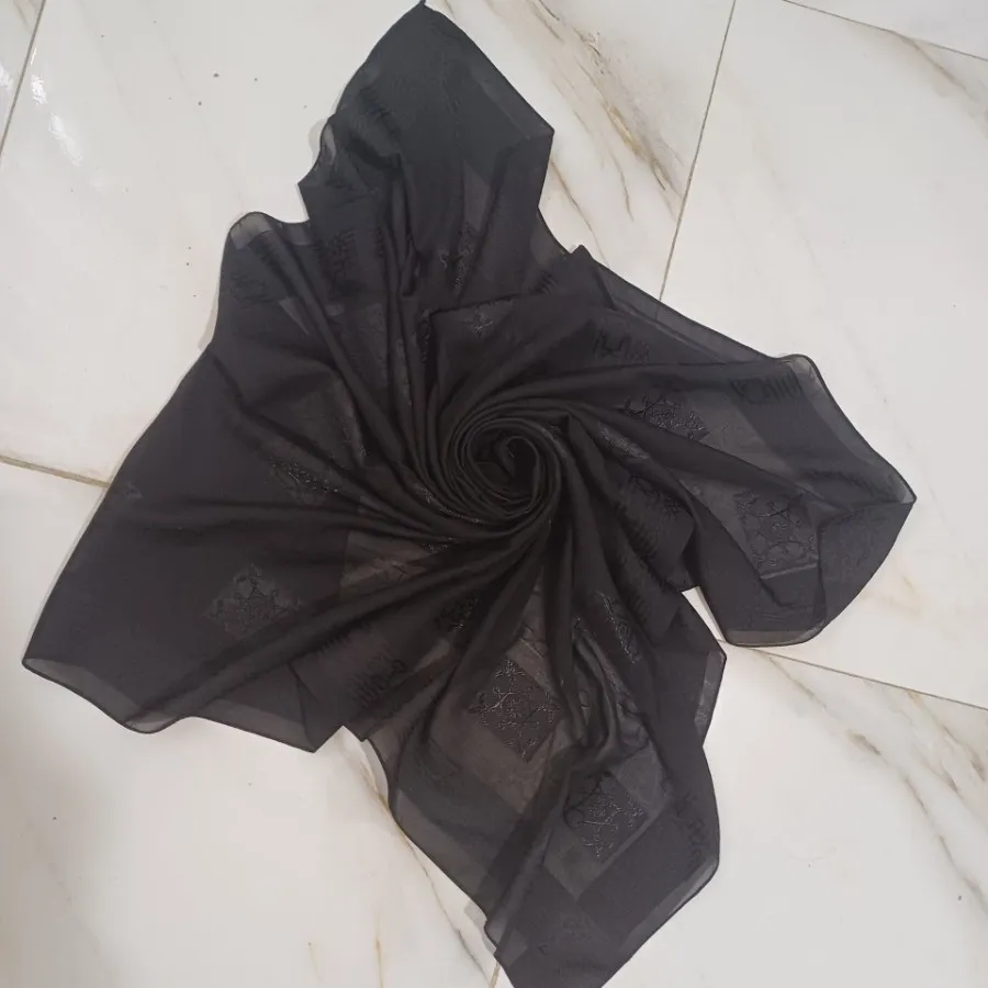 روسری قواره بزرگ