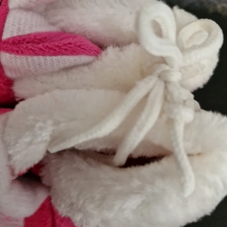کفش بچه گانه