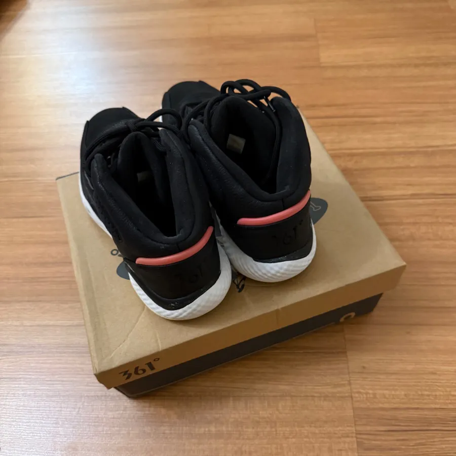 کتونی 361 اورجینال