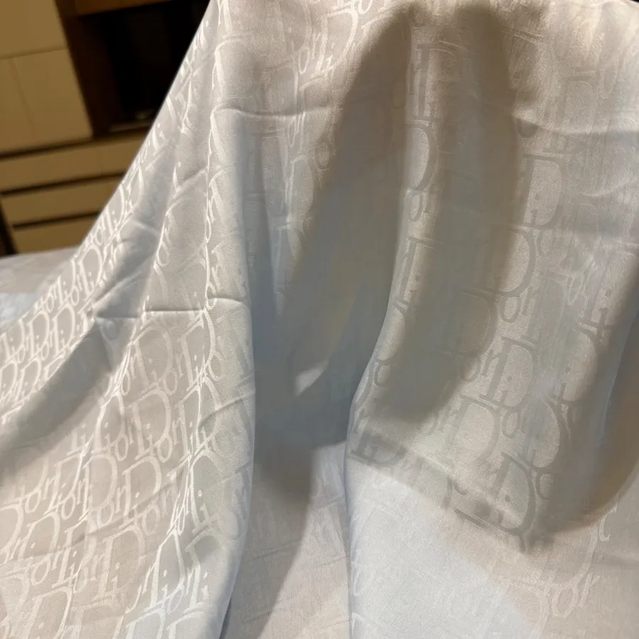 روسری طرح دیور آسمانی