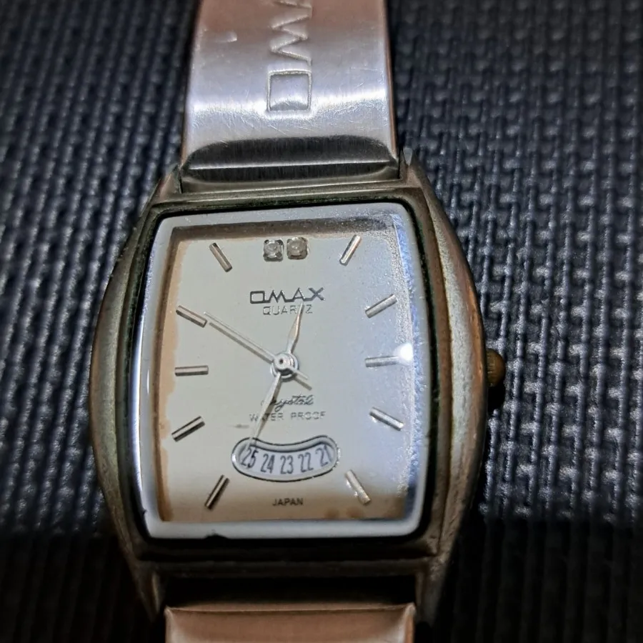 ساعت omax