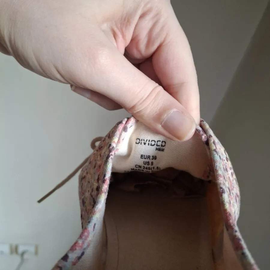 کفش پارچه ای H&M