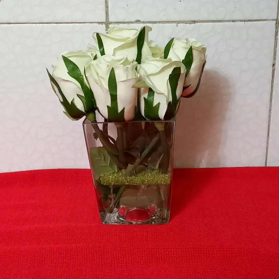 گل رز سفید
