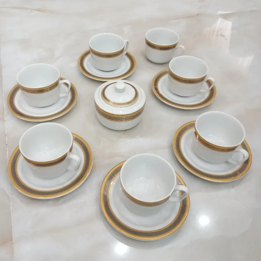 فنجان ونعلبکی