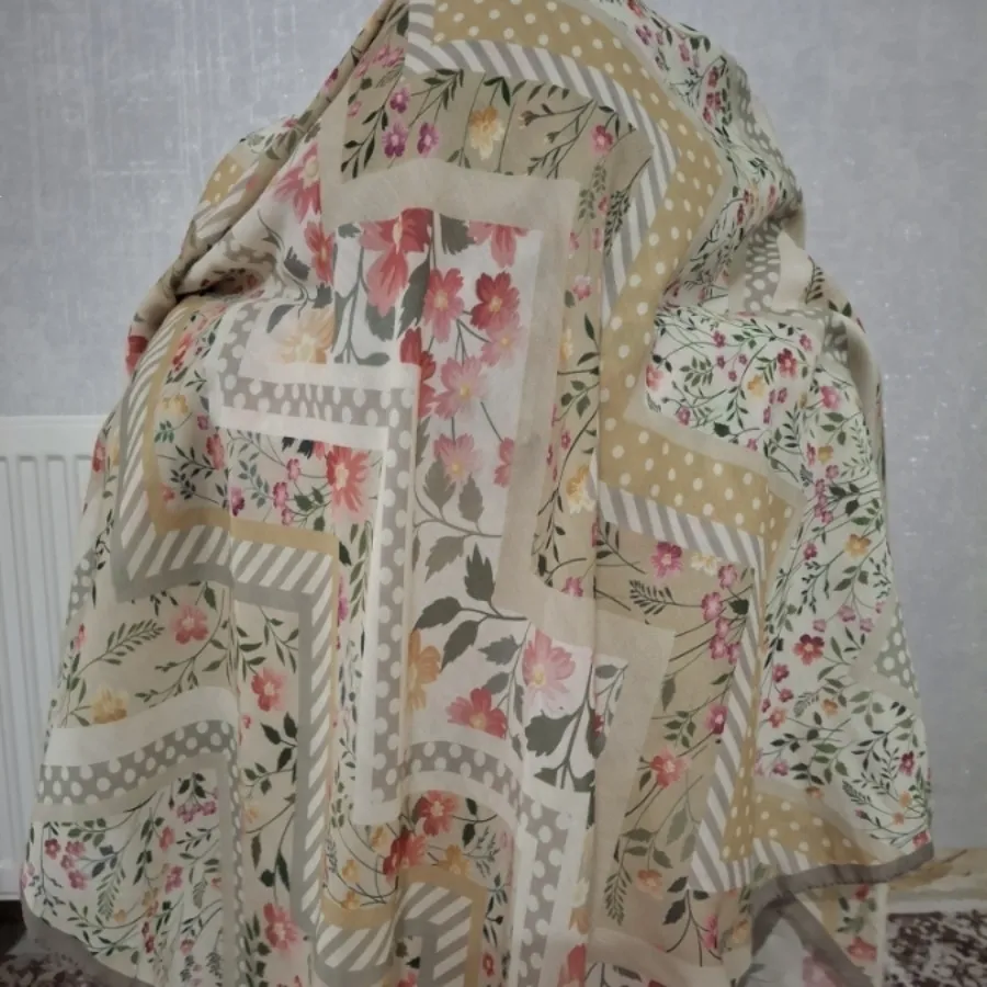 روسری نخی