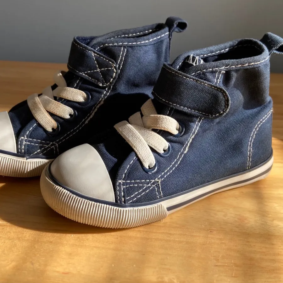 آلستار اچ اند ام