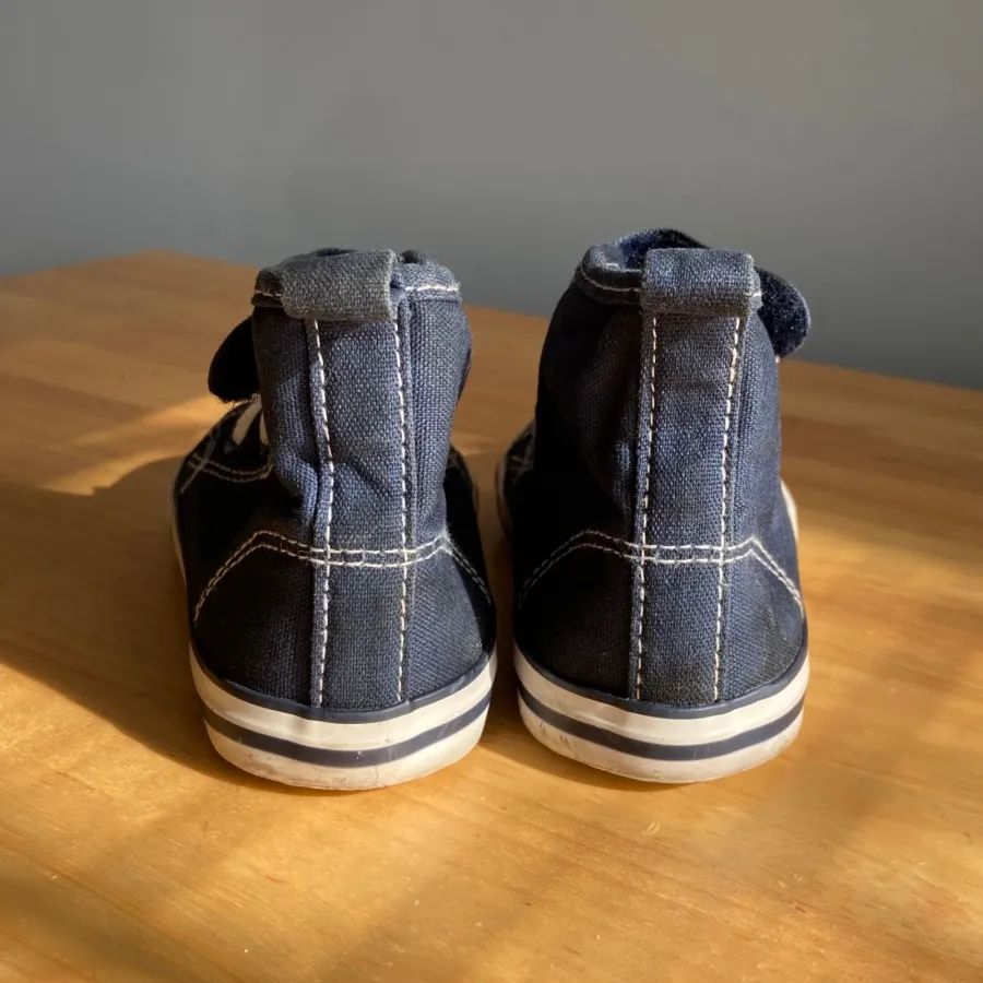 آلستار اچ اند ام