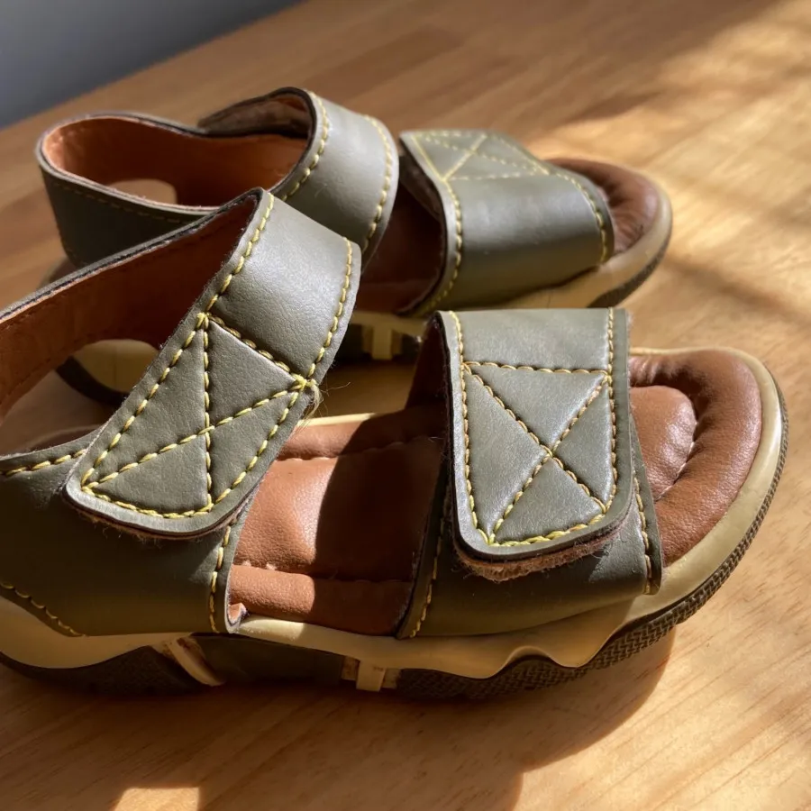 صندل السی وایکیکی