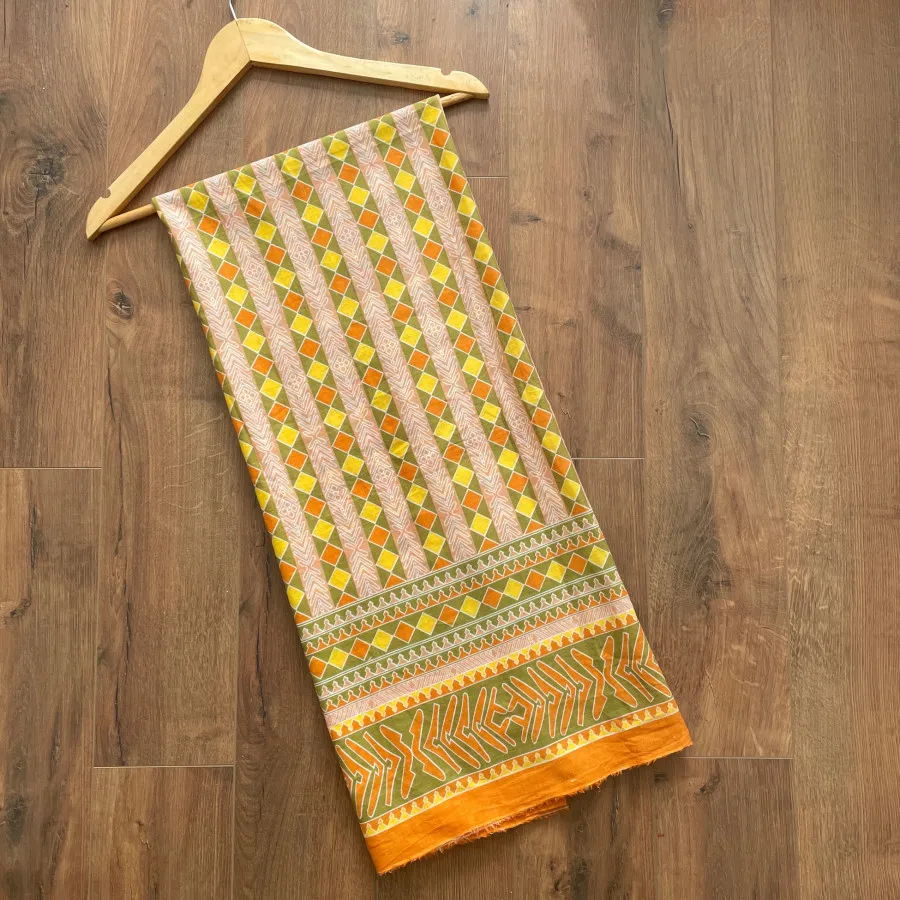 پارچه حاشیه دار