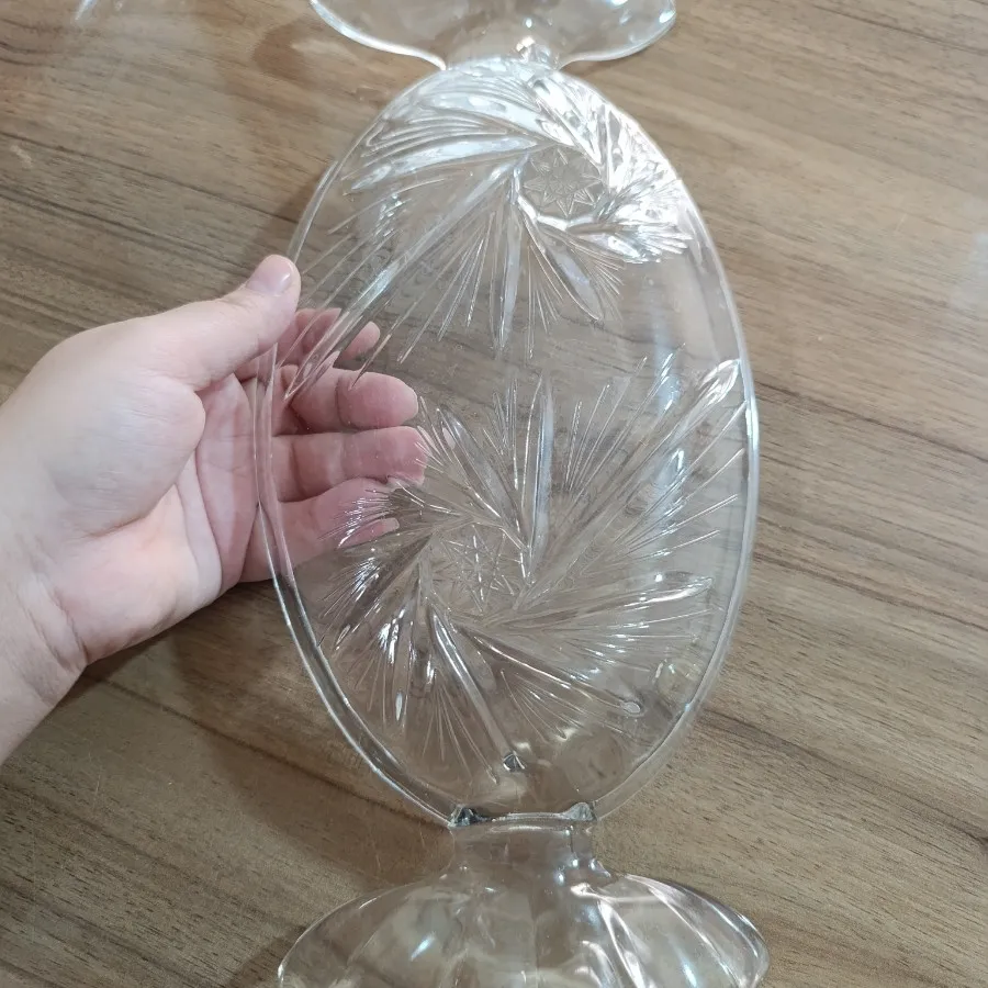 شیرینی خوری