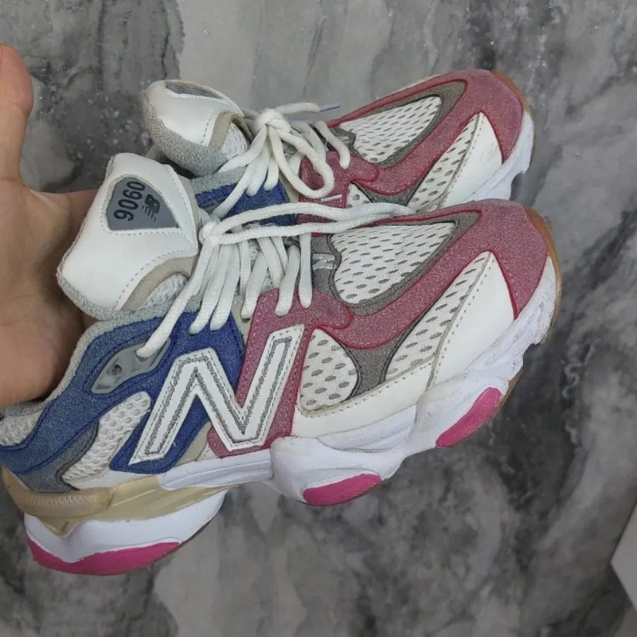 نیوبالانس 9060