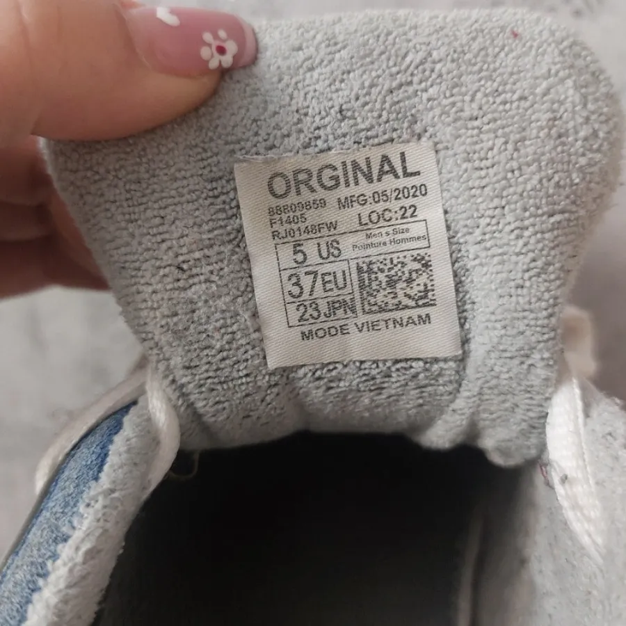 نیوبالانس 9060