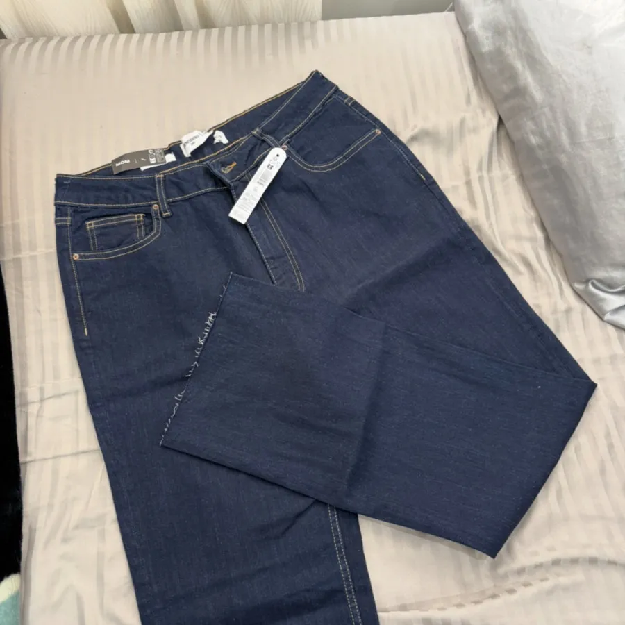 جین سرمه ای